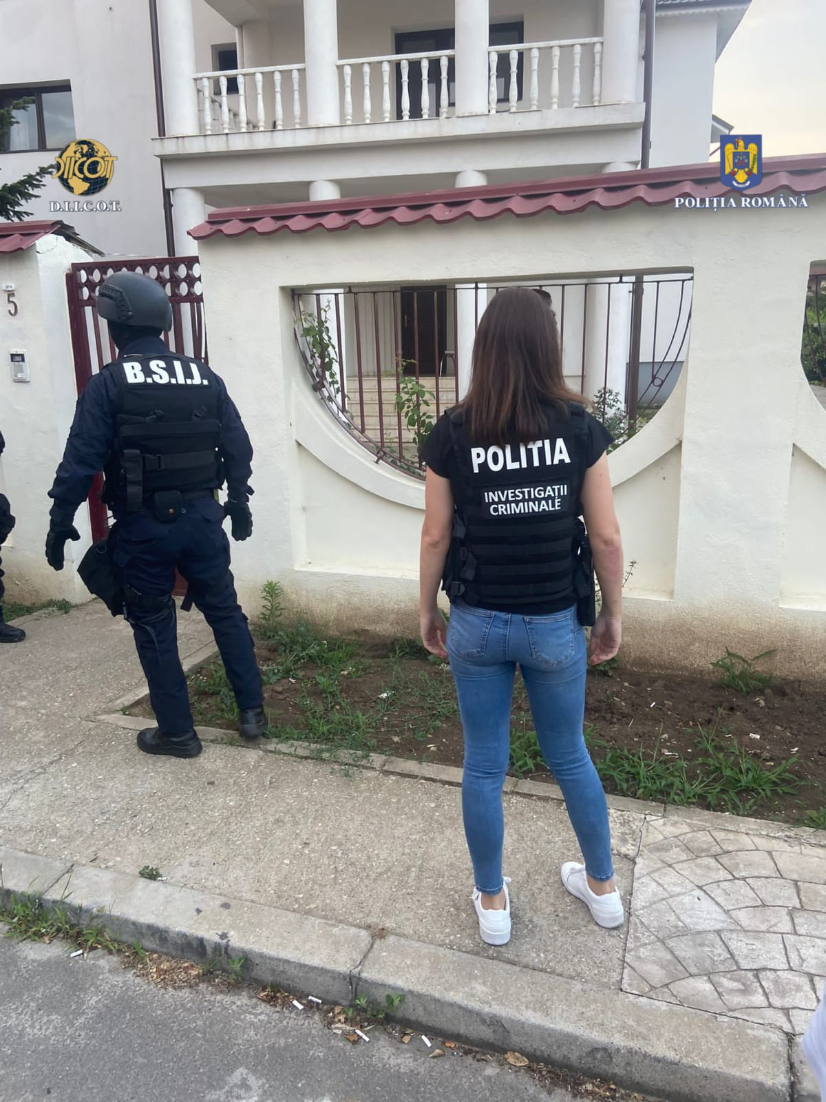 „Tratamente inumane". Percheziții de amploare la 31 de adrese în care erau exploatate persoane cu dizabilități