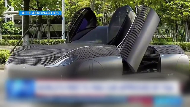 Autoritățile americane au certificat pentru testare o mașină zburătoare. Ar putea fi prima pusă în circulație