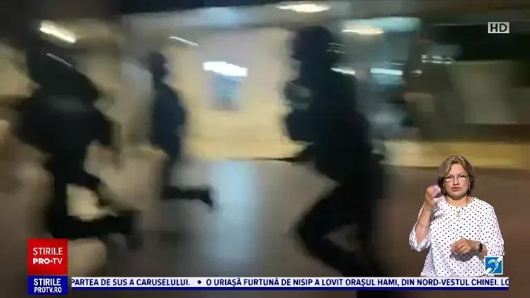 Fără precedent. Peste 40.000 de polițiști, jandarmi și trupe speciale sunt pe străzi în Franța