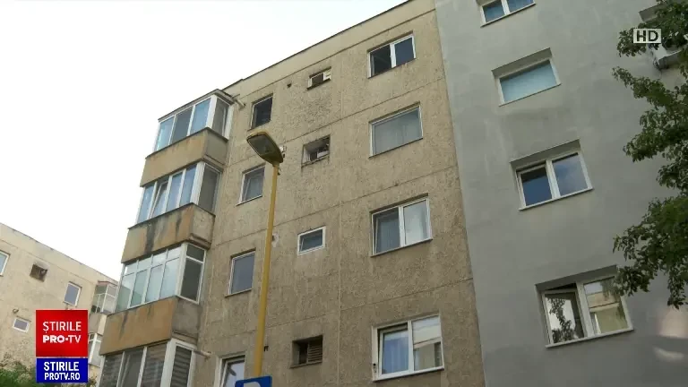 Copil de 1 an și 7 luni din Brașov, ucis în chinuri groaznice. Era bătut și atât de înfometat, încât i s-au modificat oasele