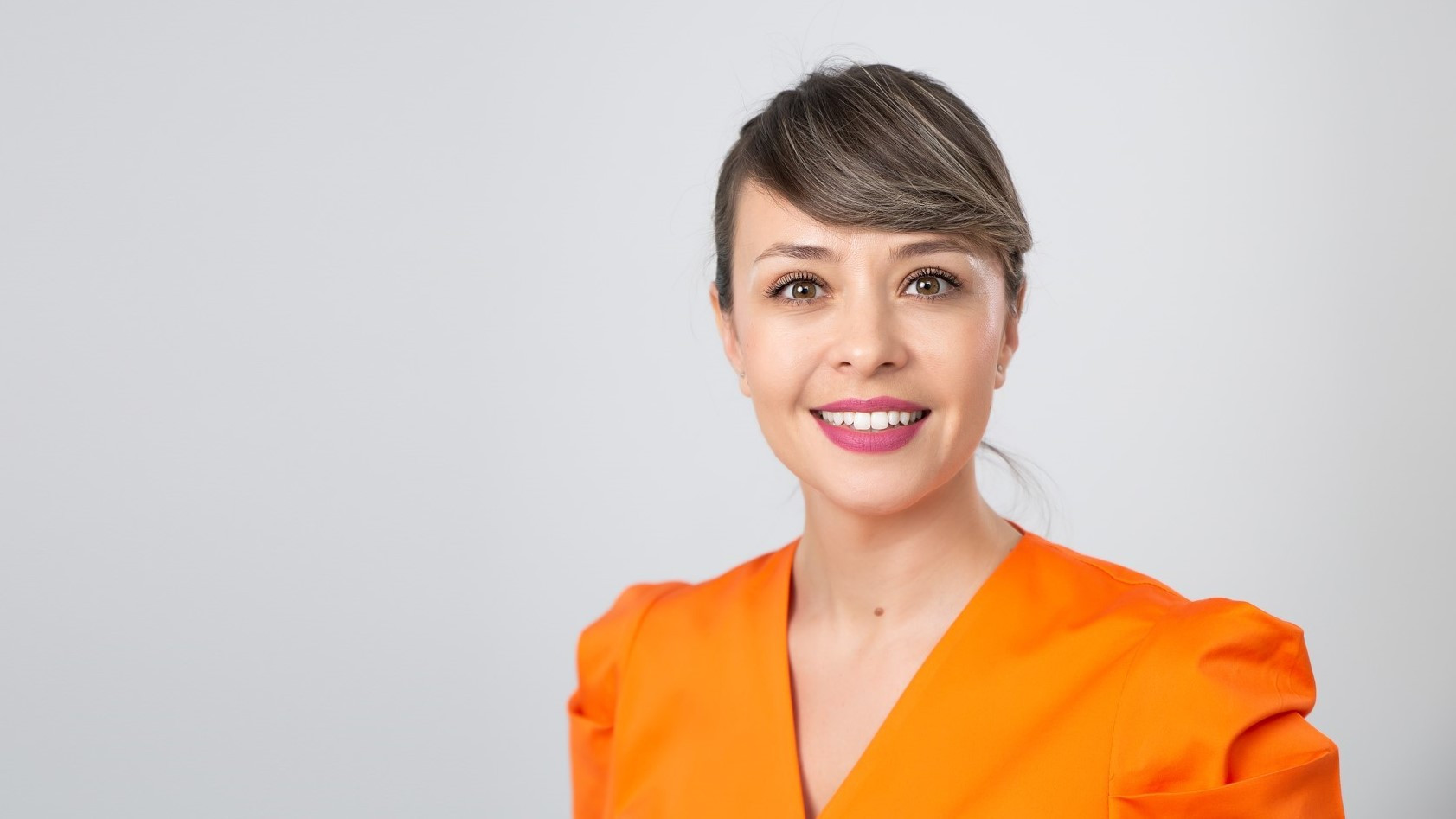 (P) Cum poți avea un zâmbet de zece, dacă iei 10 la Bac. Tratamente dentare gratuite pentru cei mai buni absolvenți