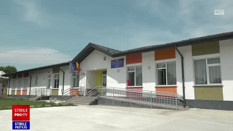 Haos total în învățământul preșcolar. Grupa mijlocie devine obligatorie, dar mii de copii vor rămâne pe dinafară