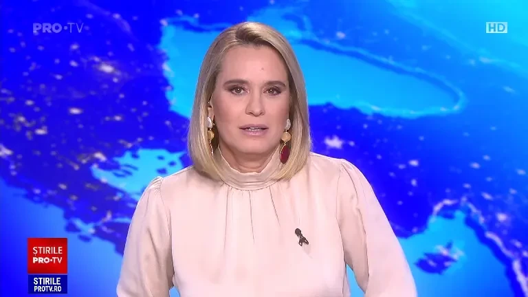 "Ieşiţi repede!" Alertă după ce un rechin a apărut lângă oamenii care se relaxau în apă