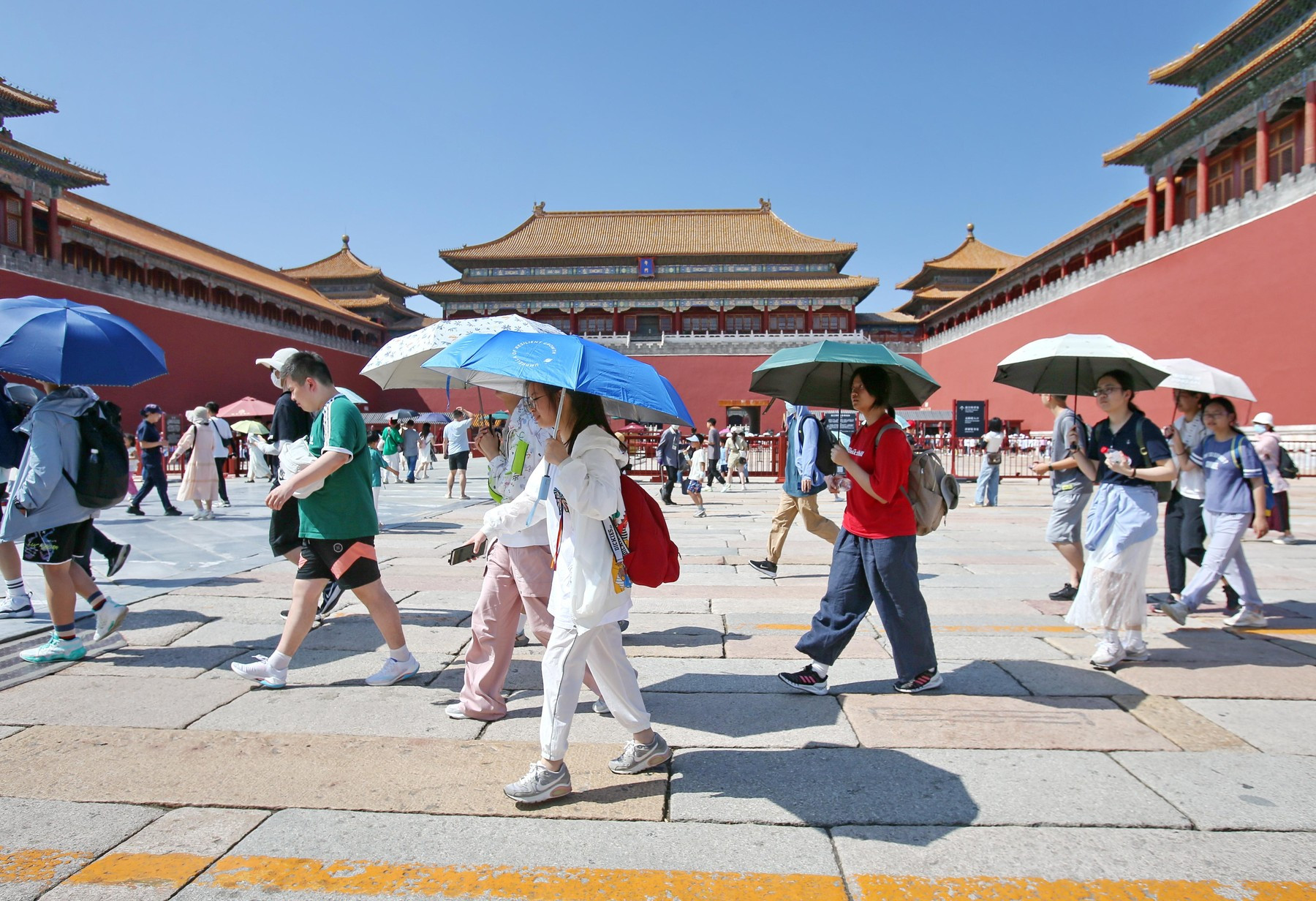 Pământul se confruntă cu unele dintre cele mai călduroase zile din ultimele decenii. Care este temperatura medie
