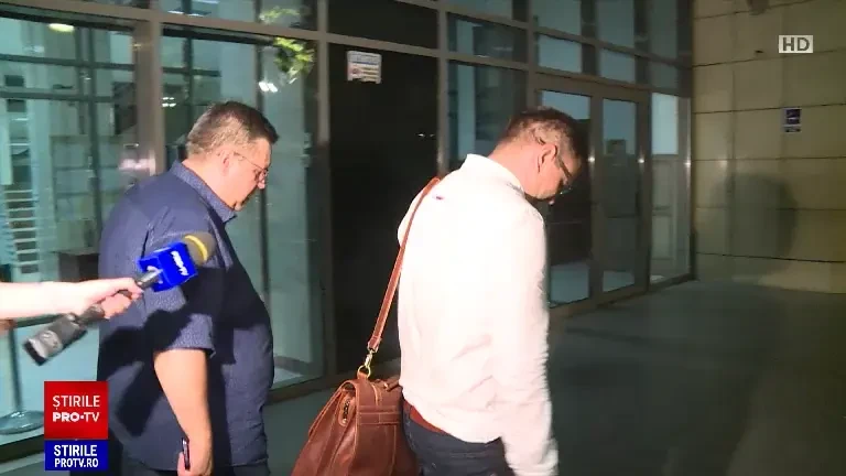 Patru suspecți de la azilele groazei au fost arestați. Martor: "I-a dat o palmă lui Andrei, care furase o clătită"