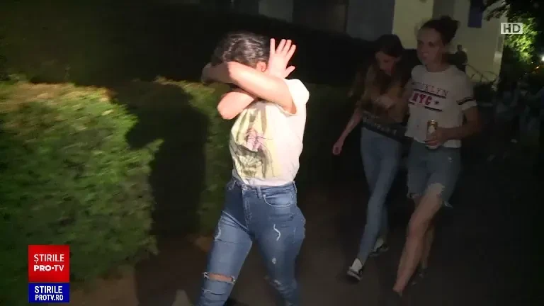 Bătrânii din azilele groazei erau schimbați de pampers o dată la nouă zile. Angajații le puneau ardei iuți în mâncare