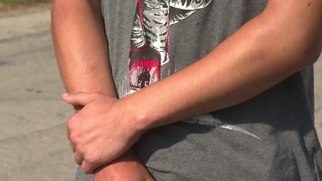 Adolescent bătut într-o secție de poliție din Timiș. Părinții au depus plângere la Parchet