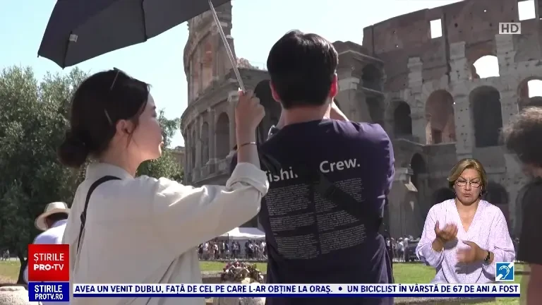 Roma este sufocată de turiști. Străinii care vizitează "cetatea eternă" pun presiune pe serviciile publice