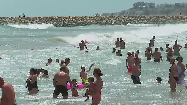 Românii au transformat marea în hazna. Concentrație uriașă de E.coli în apa din Eforie Nord