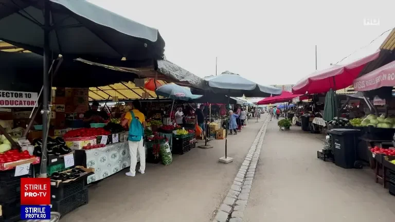 Coduri QR în mai multe piețe din România. Ce informații despre produse furnizează acestea