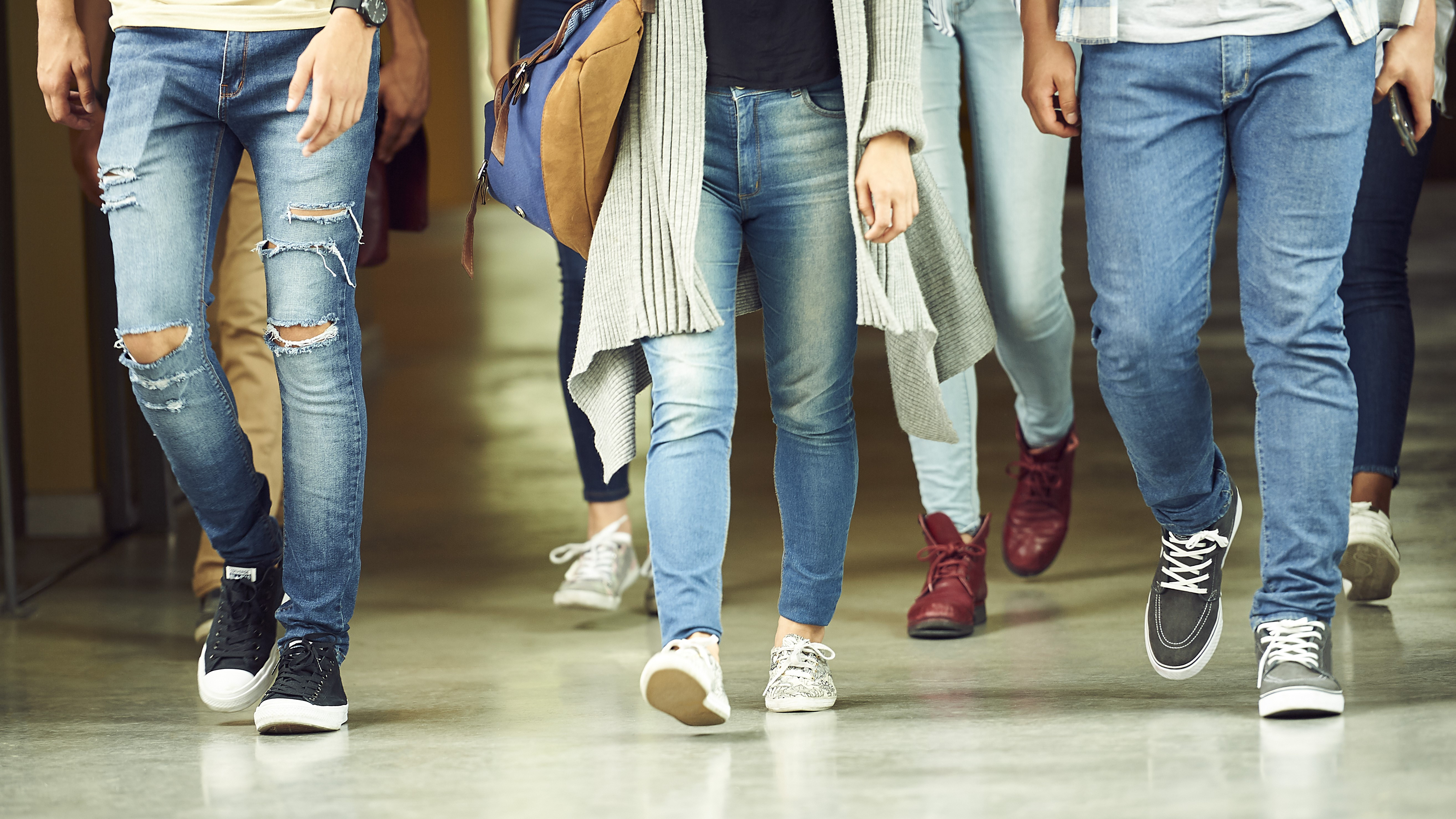 Eurodeputat: Dacă nu îi ajutăm pe tinerii din România, ne vom trezi peste câțiva ani că nu are cine să ne plătească pensiile