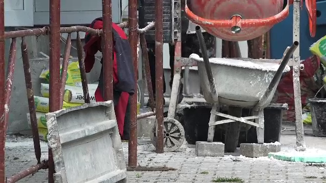 Un bărbat care lucra la restaurarea unei biserici din Mureș a ajuns în stare gravă la spital. Ce s-a întâmplat