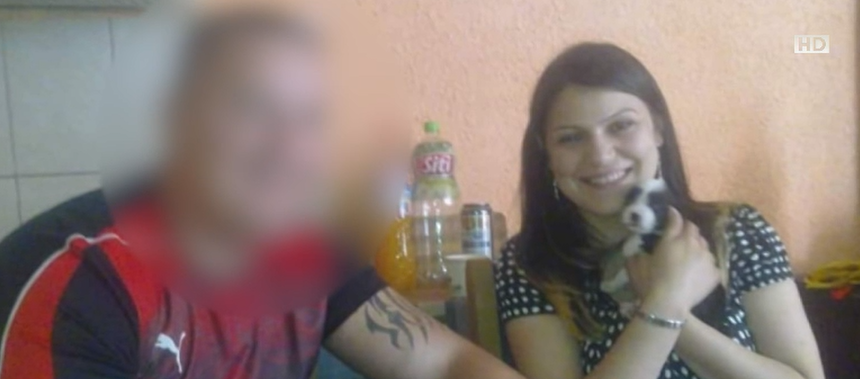 A vrut să-l părăsească, dar n-a mai apucat. Un bărbat a stat două zile lângă cadavrul iubitei sale. „Voiau să moară împreună”