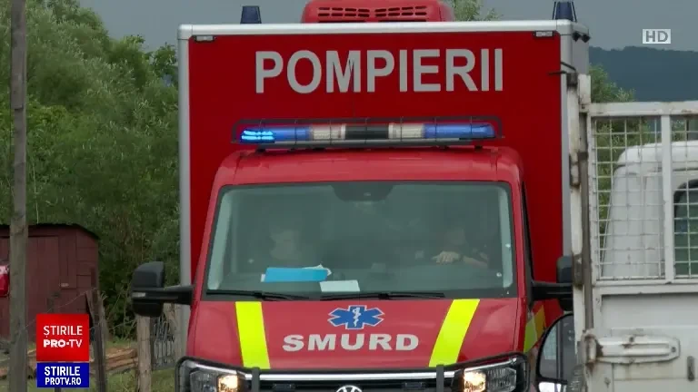 Zece copii și doi adulți au ajuns la spital cu toxiinfecție alimentară după ce au participat la un botez în Bistrița-Năsăud