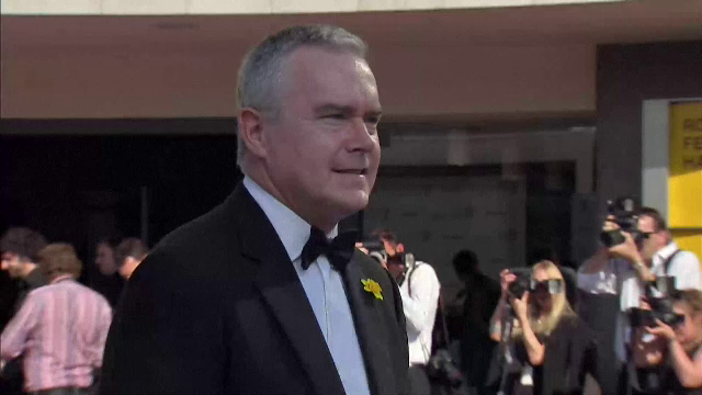 Prezentatorul BBC care ar fi plătit un adolescent pentru fotografii cu caracter sexual este internat la psihiatrie