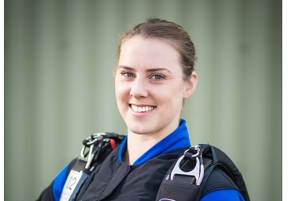 O femeie și-a filmat propria moarte după ce i s-a blocat parașuta. Ce s-a întâmplat cu doar câteva clipe înainte de tragedie