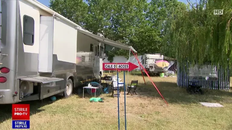 Glamping-ul, varianta ideală pentru turiștii care vor să experimenteze o noapte la cort la standarde de hotel. Cât costă