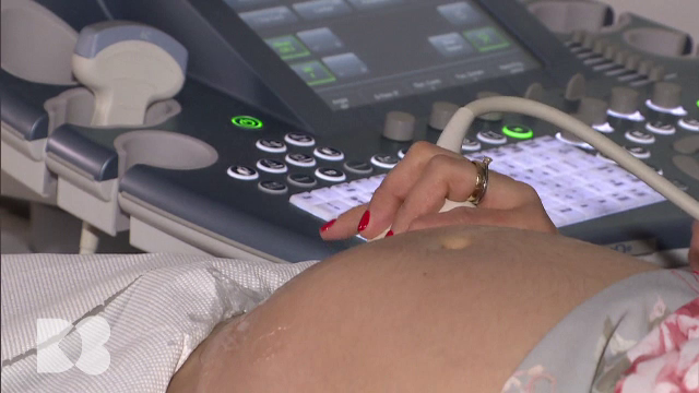 Cele mai multe boli auto-imune se declanșează la trei luni după naștere. La ce controale trebuie să meargă o viitoare mamă