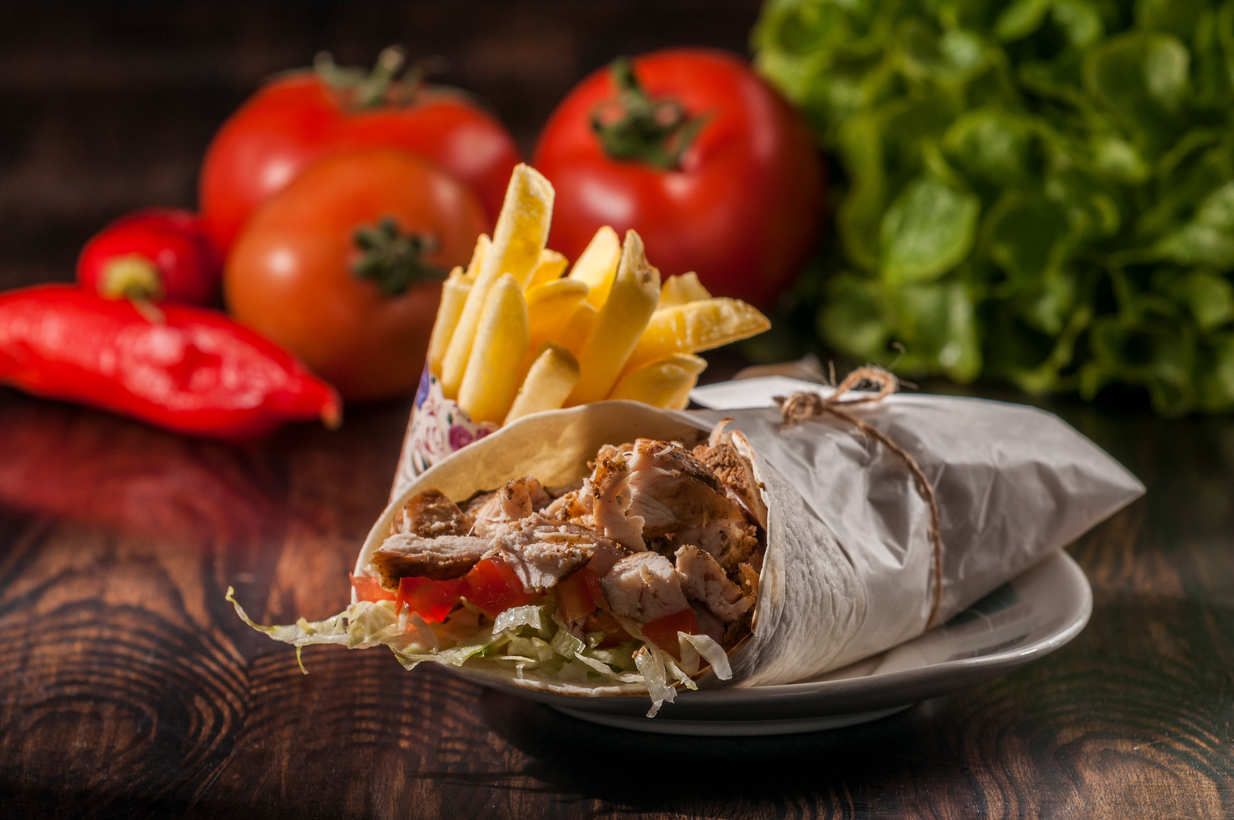 Românii au comandat anul trecut o şaorma la zece secunde, conform unei analize