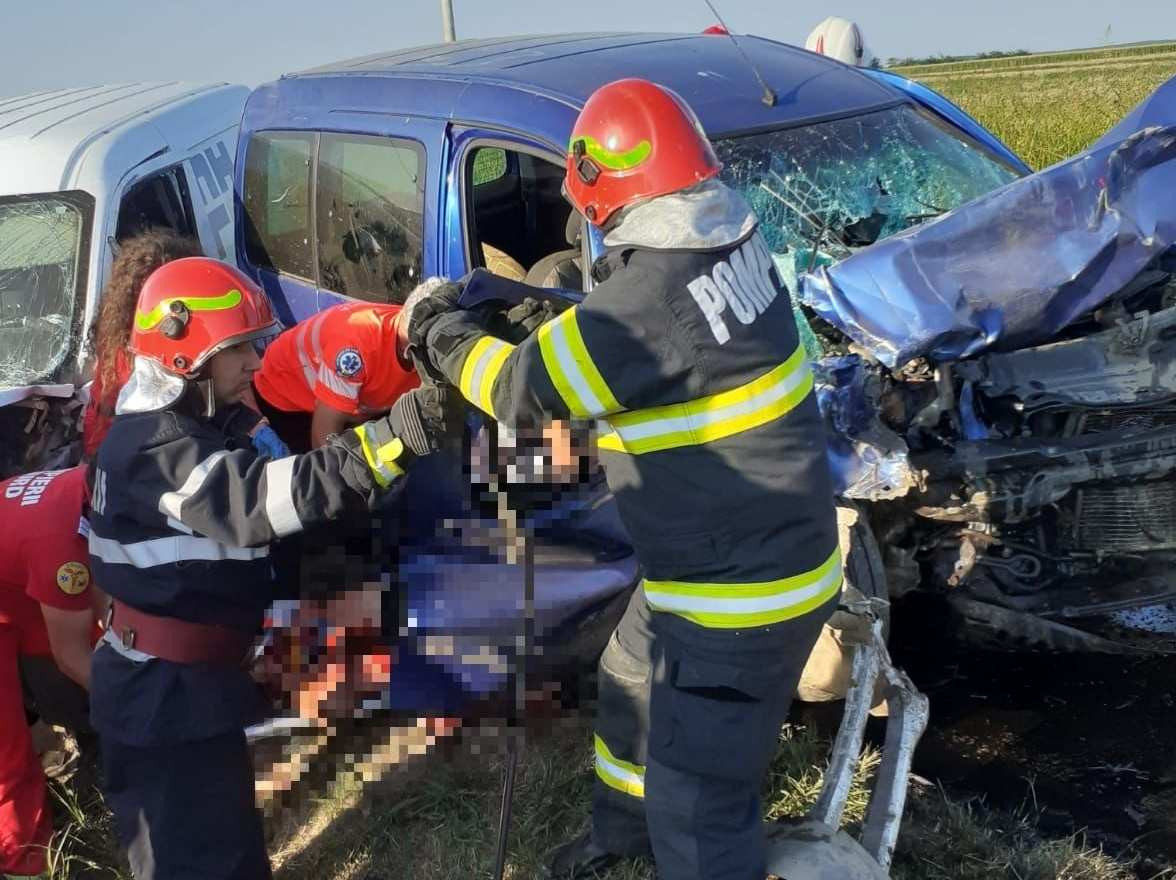 Doi bărbați morți între fiarele contorsionate, într-un groaznic accident în apropiere de Giurgiu. Cine a scăpat cu viață