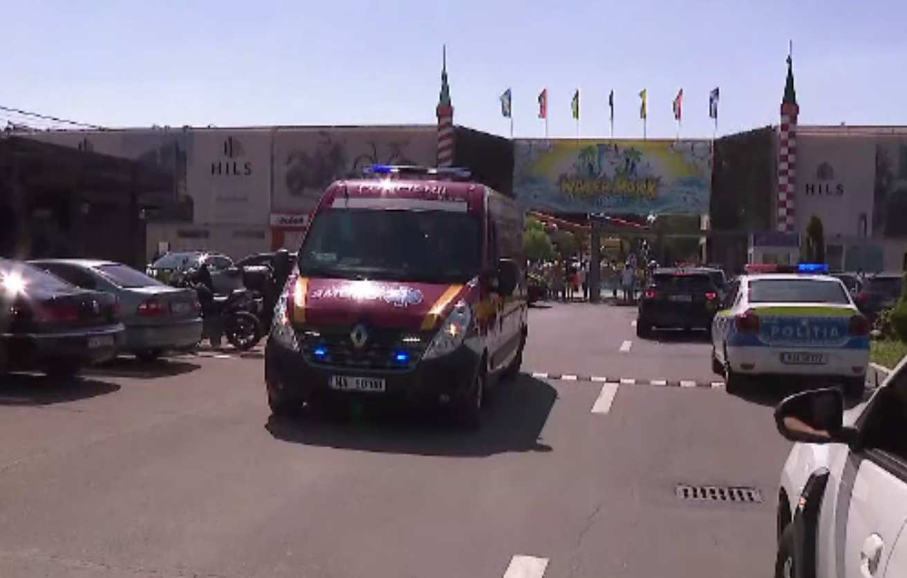 O copilă a fost la un pas să se înece, într-un parc acvatic. Un tânăr nu a scăpat însă, în apropiere de plaja Modern