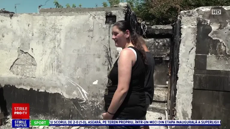 „E munca mea de o viață”. Un nou început pentru o familie cu patru copii. Casa le-a fost mistuită de un incendiu