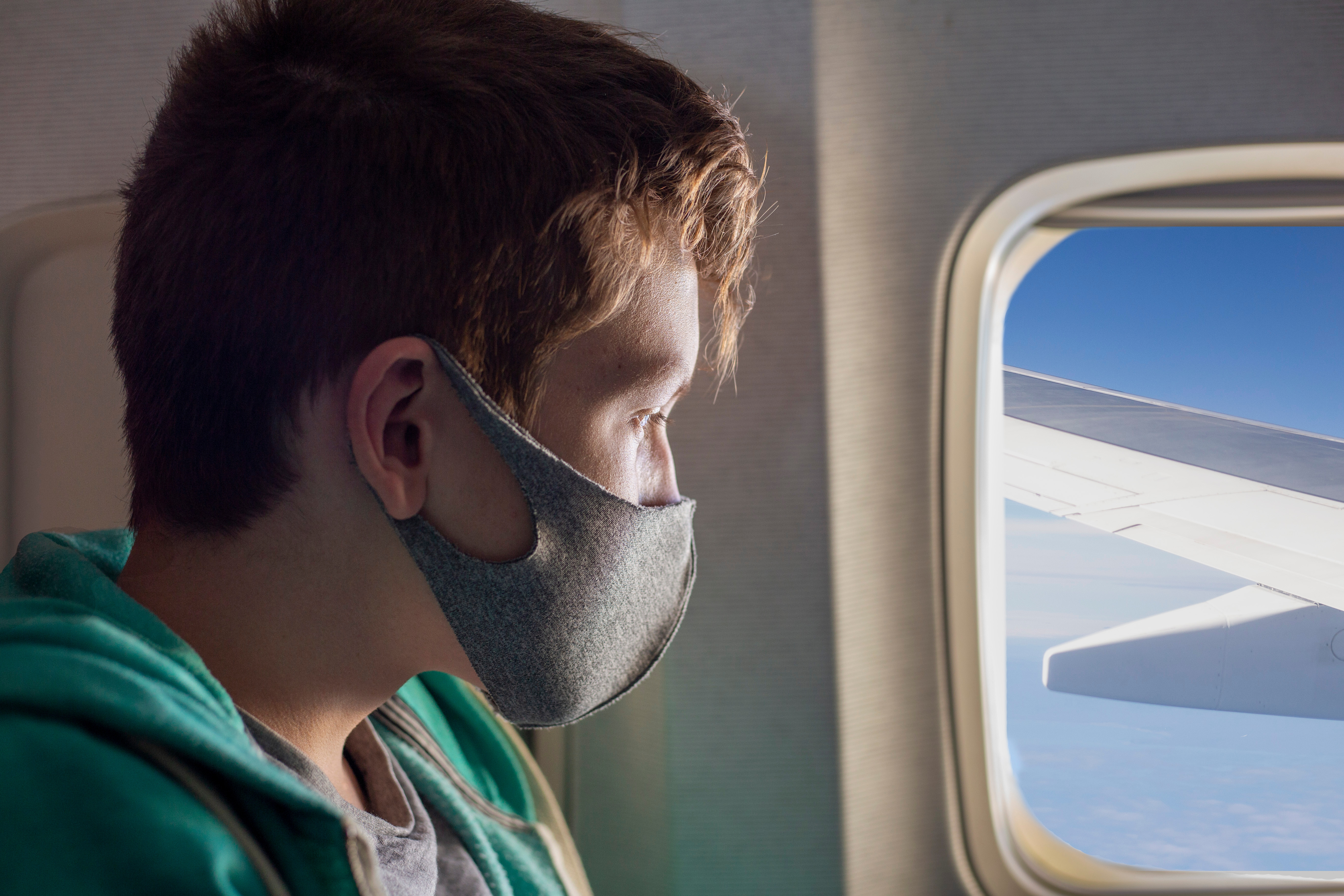 Trucul la care a apelat un tânăr pentru a călători mai ieftin. Ce a urmat după ce compania aeriană a descoperit acest lucru