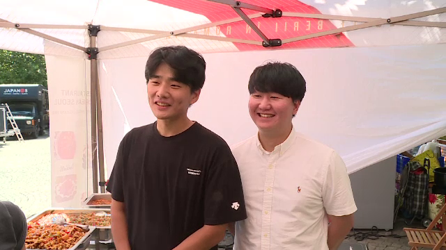 Românii iubesc mâncarea asiatică și comandă tot mai des ramen sau sushi. 1.000 de localuri asiatice s-au deschis în 5 ani