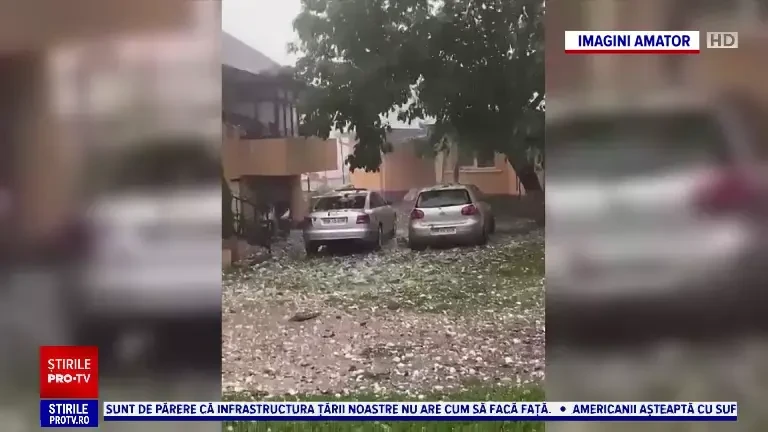 Furtunile care au făcut ravagii în mai multe țări balcanice se îndreaptă spre România. „Vuia, parcă a fost cutremur”