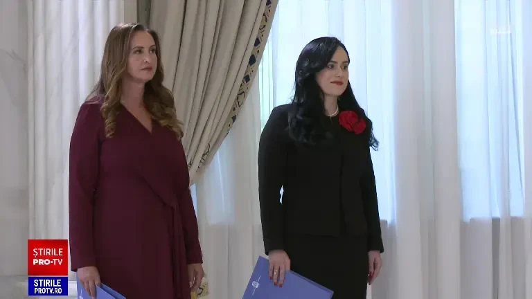 Cât vor primi în plus în mână bugetarii după creșterea salariului minim. 13.500 de salariaţi câștigă mai mult decât Iohannis