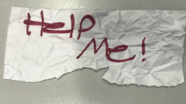 Gestul salvator făcut de o fetiță răpită, în timp ce era închisă într-o mașină. „M-am gândit că ar putea fi ceva rău”