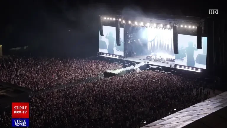 Iggy Pop a făcut spectacol pe scena Electric Castle, la 76 de ani. Peste 50.000 de oameni sunt așteptați sâmbătă seară