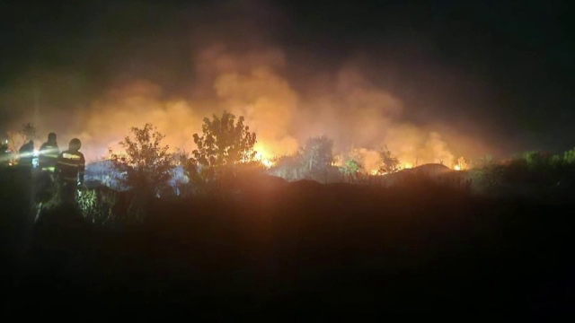 Stadionul din Ghencea, la un pas de un incendiu uriaș din cauza unei țigări aruncate pe jos