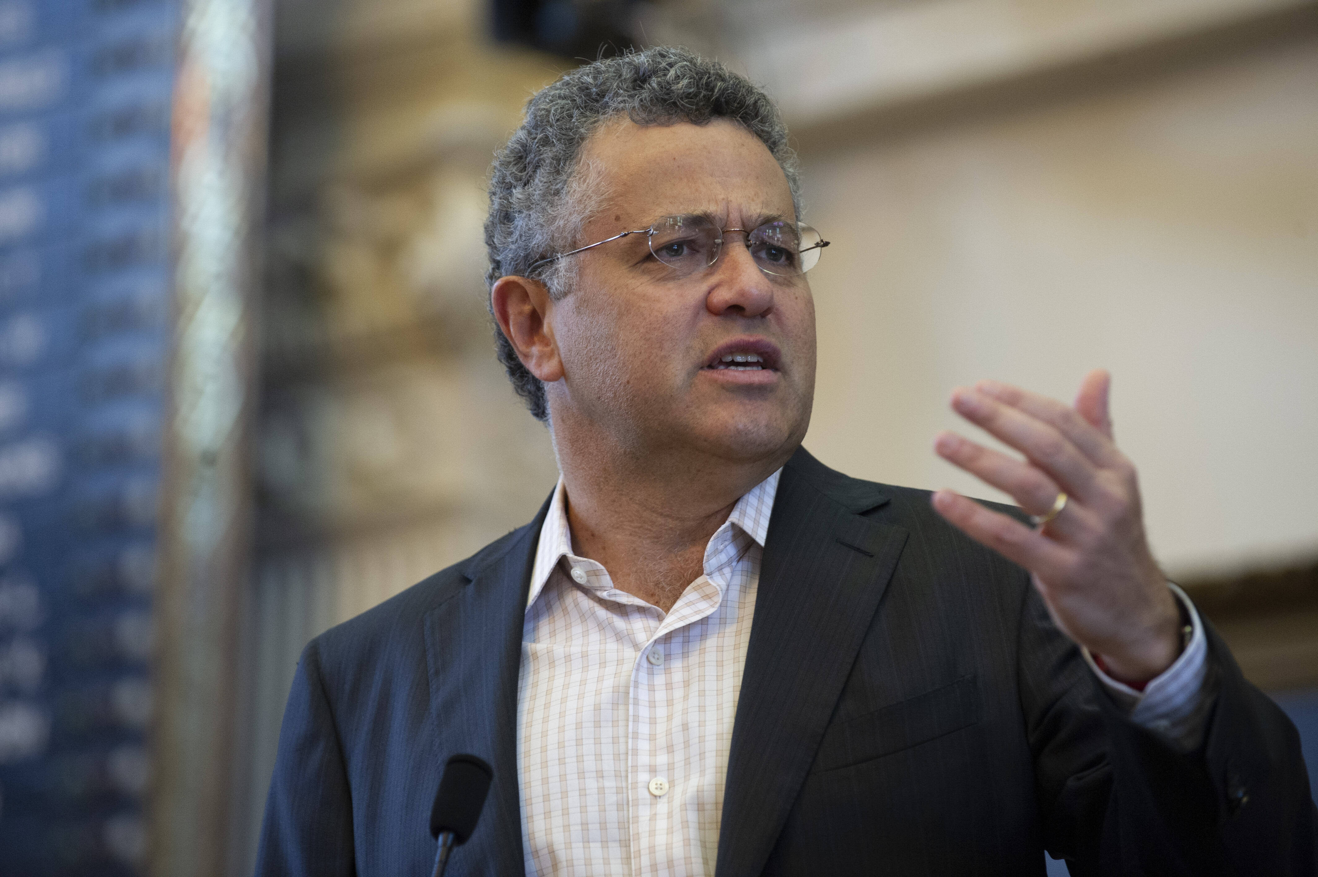 Ex-corespondentul CNN Jeffrey Toobin, după ce a fost prins autosatisfăcându-se pe Zoom: „A fost un dezastru autoprovocat”