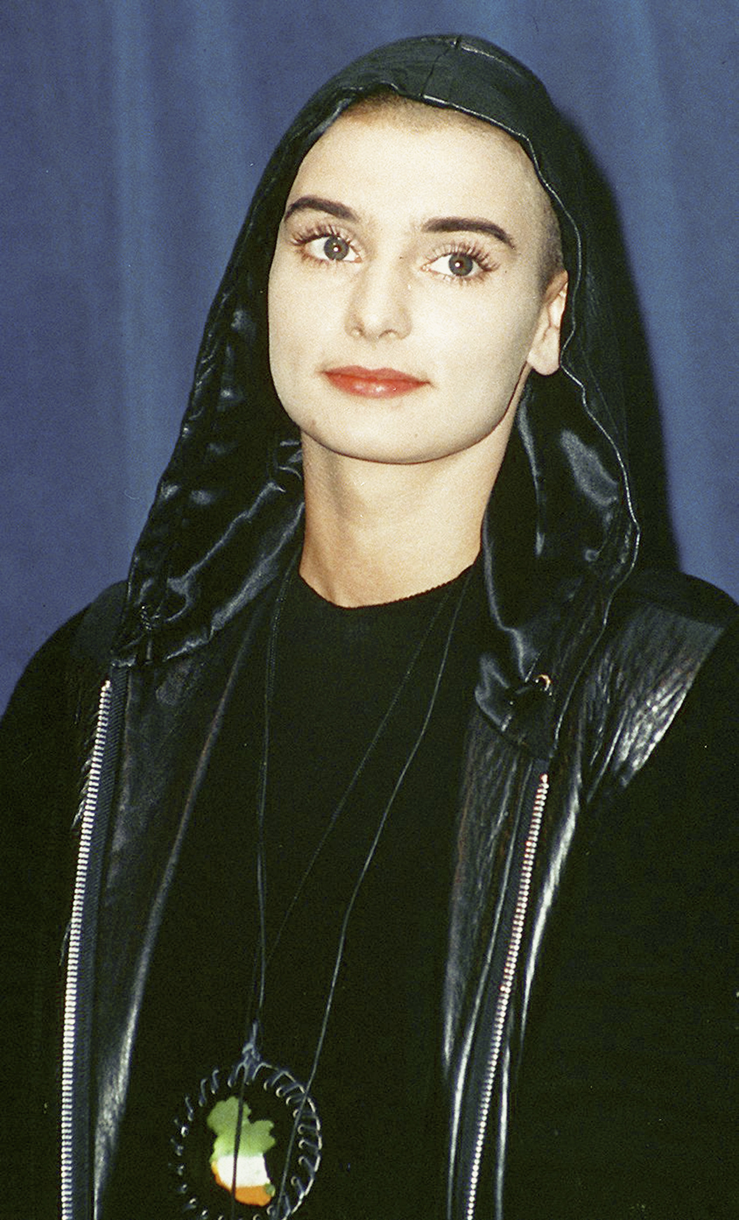 Cine a fost Sinead O'Connor. Imagini din tinerețea celebrei cântărețe | GALERIE FOTO