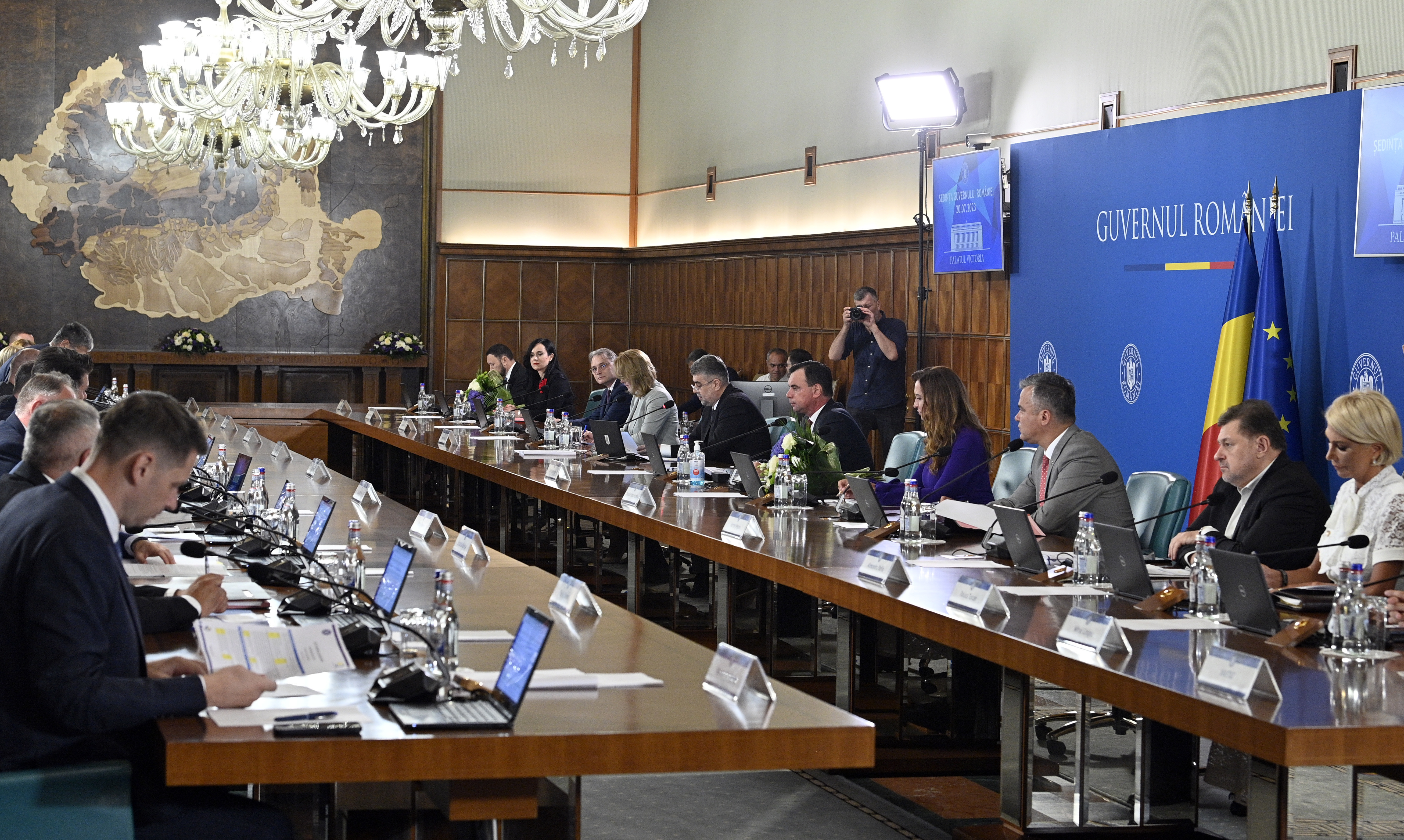 Răbufnire la începutul ședinței de guvern. Ciolacu: Nu avem nicio intenție ascunsă legată de Pilonul II