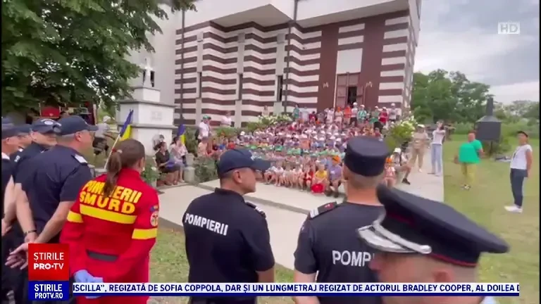 Copiii aflați în tabără la Botoșani au învățat de la pompieri cum să acorde primul ajutor