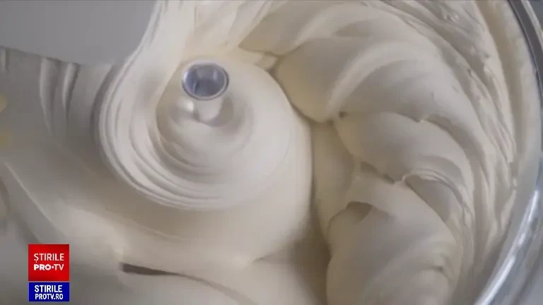 În ciuda caniculei, se vinde mai puțină înghețată. Care este explicația