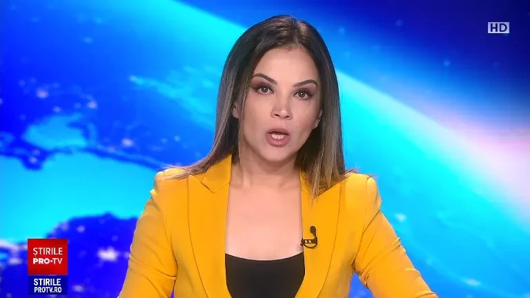 Un biciclist din Cluj a intrat în plin într-un grup de pietoni. Scena a fost surprinsă de camera de bord a unui șofer