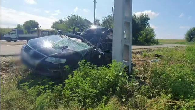 Destine frânte brutal în Dolj. Doi tineri au murit când mergeau să sărbătorească ziua de naștere a unui prieten