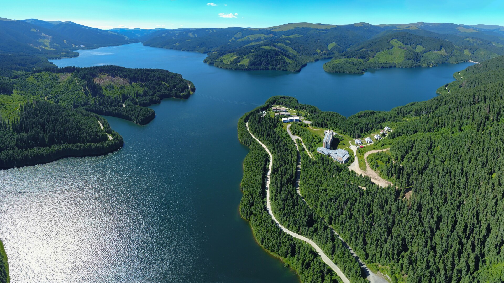 Valcea - obiective turistice