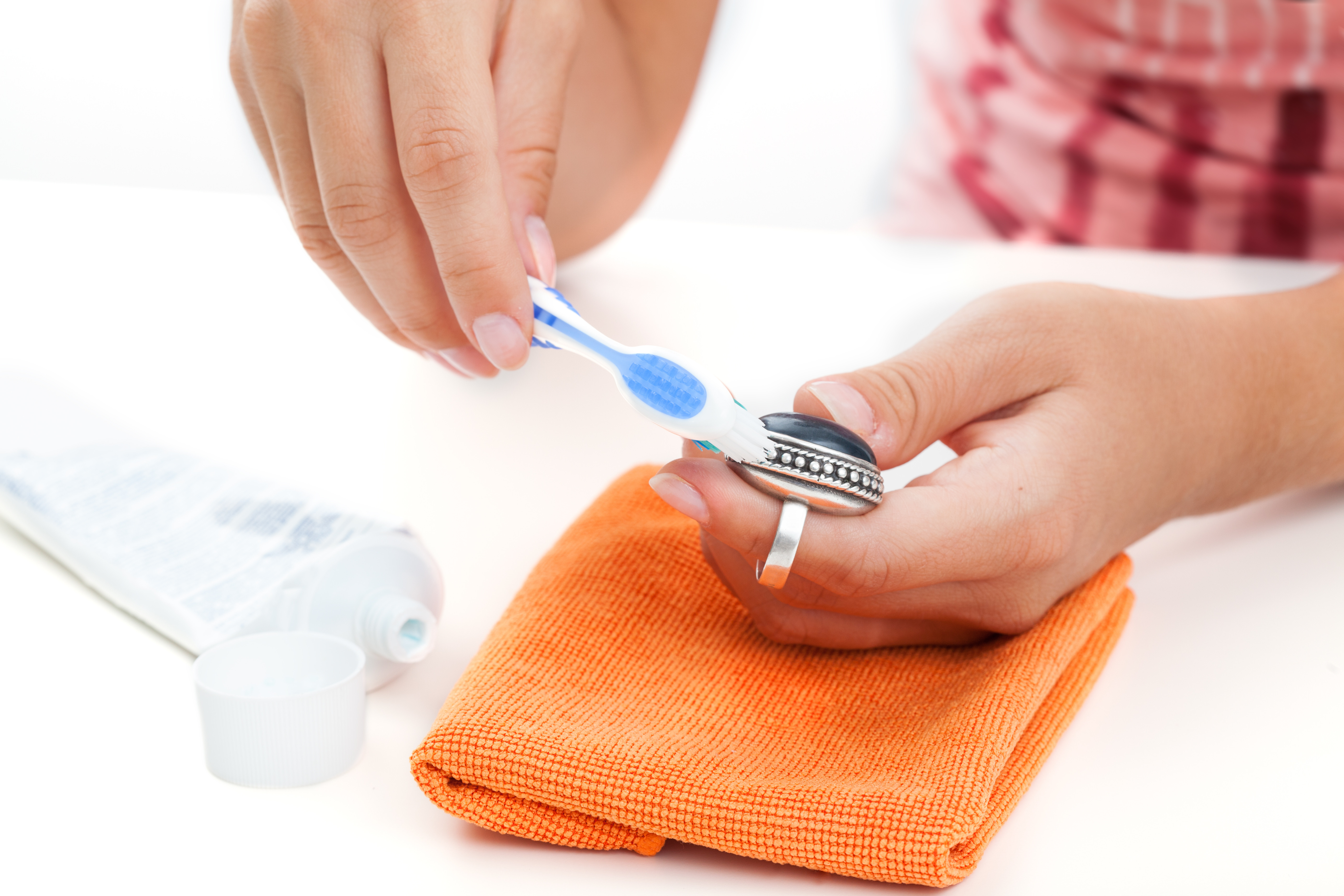 Cum se curata argintul