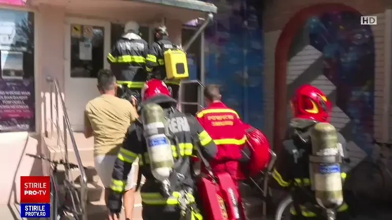 Momente de panică în complexul studenţesc din Timişoara. Un student a cerut ajutor spunând că nu poate să respire