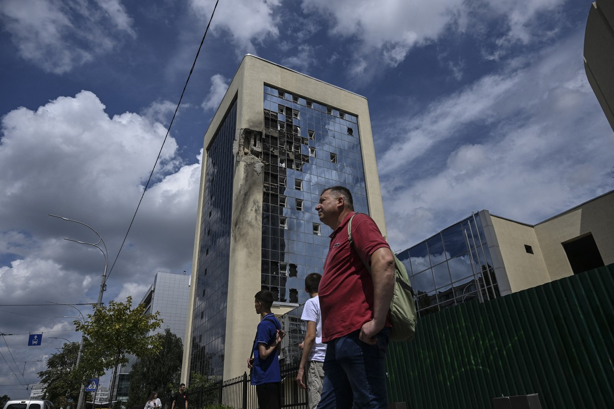 Atac masiv cu drone asupra Kievului. Mai mulţi civili au fost răniţi la Herson într-o dublă lovitură asupra unei biserici