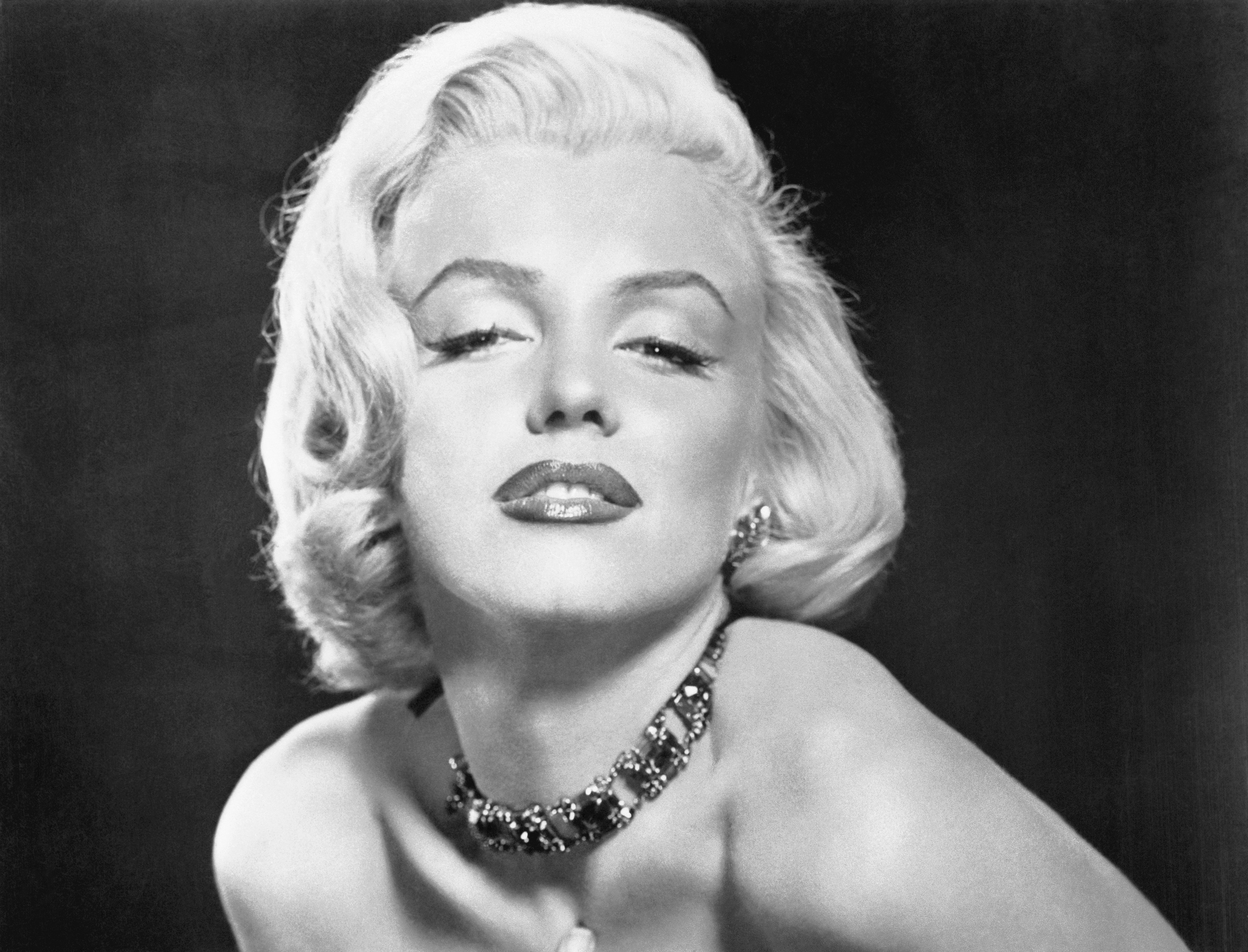 Cripta de lângă mormântul lui Marilyn Monroe a fost vândută cu 195.000 de dolari. Cumpărătorul visa să stea lângă vedetă