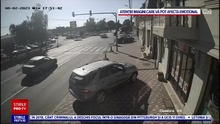 Neatenție cu urmări grave. Opt oameni, printre care și o fetiță de cinci ani, au ajuns la spital în urma a doua accidente