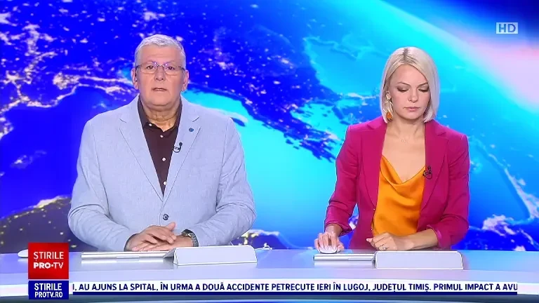 Urmărire ca în filme. După un accident, un șofer a lovit mașina poliției care îl urmărea și a luat-o la goană