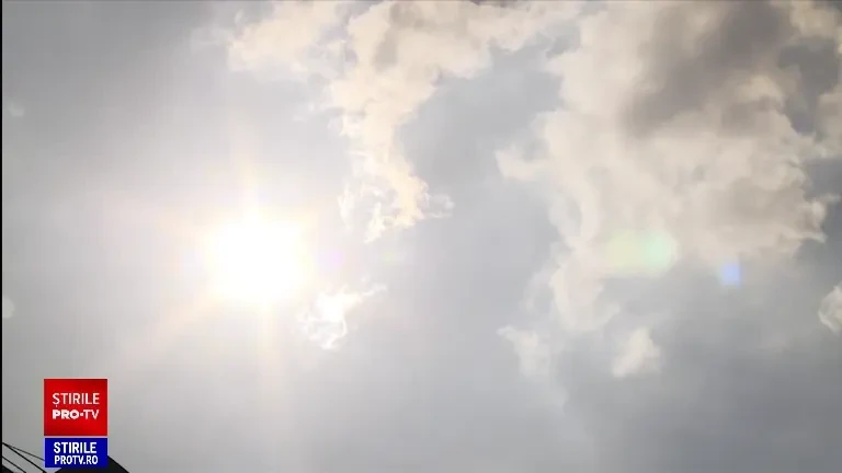 Cum afectează canicula gravidele sănătoase. Simptomele la care trebuie să aibă grijă