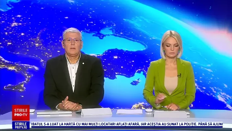 Un tren Iaşi-Bucureşti Nord a rămas blocat într-un tunel, după ce locomotiva s-a defectat. Întârziere de aproape 3 ore