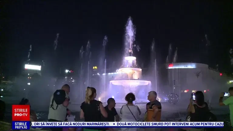 Bucureștenii au umplut în nopțile de weekend centrul Capitalei. ”În Europa suntem cam unici”